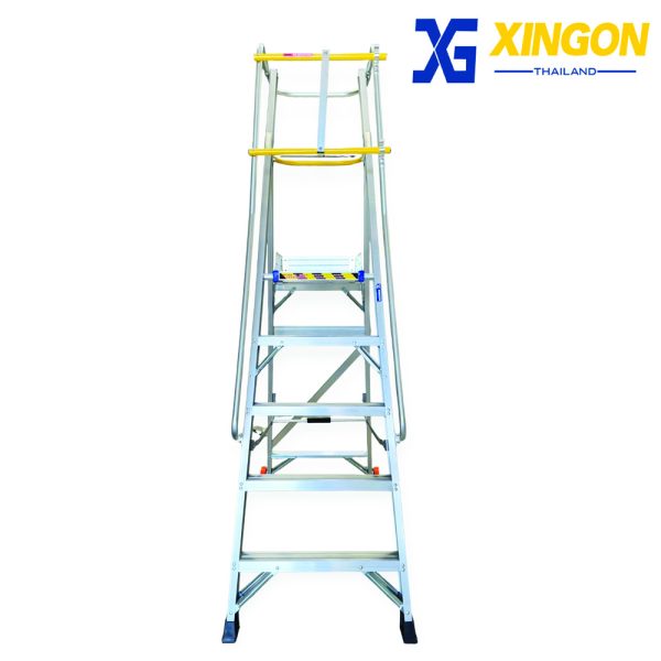 บันไดแพลตฟอร์ม อลูมิเนียม5ฟุตมีราวจับและกันตก XG-152A5 - Image 2